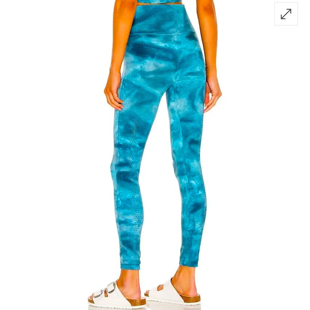 Free People! FP Movement Good Karma Tie Dye Leggings in Blue Peacock NWT!